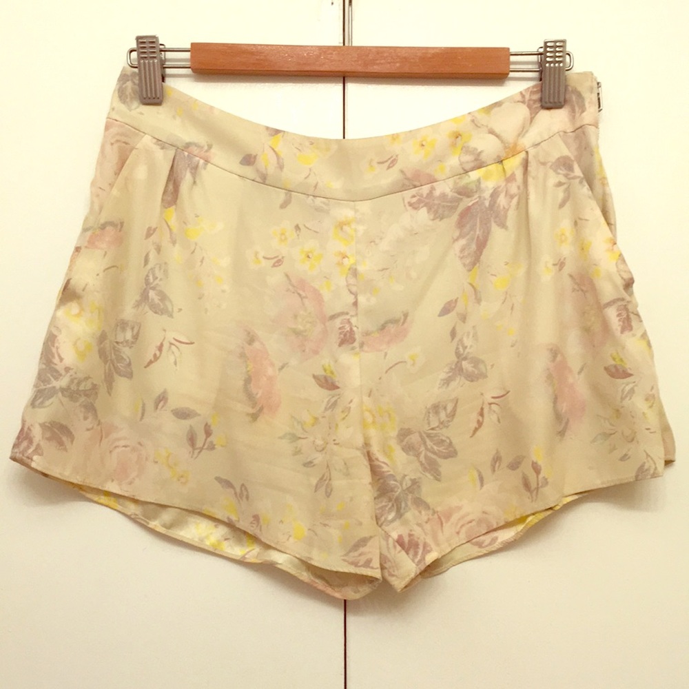 Wilfred for Aritzia Floral Silk Shorts